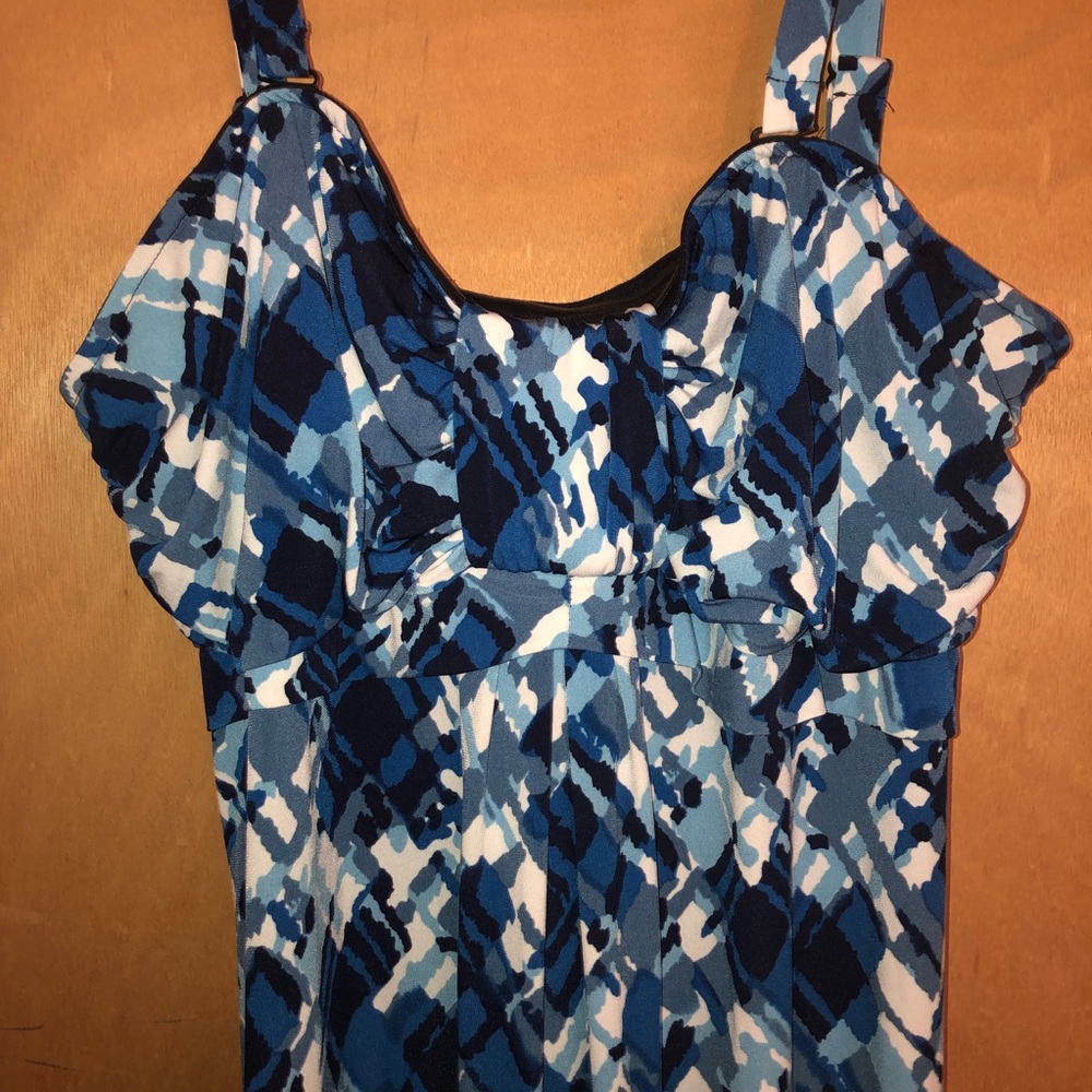 Stunning Blue & White Geometric Maxi Dress - EUC!